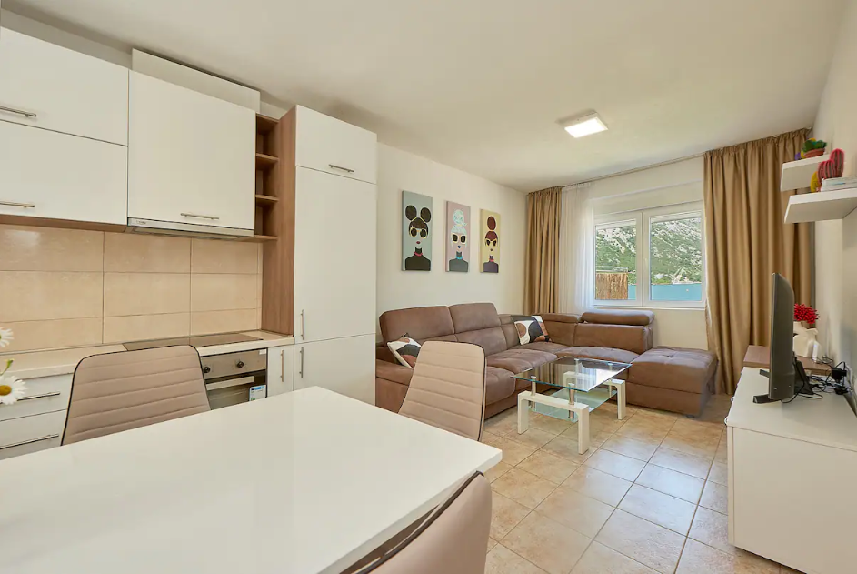 Image of House - 1 Bedrooms - 1 Bathrooms for Sale in Kotor-Kostanica-Montenegro, Image 11